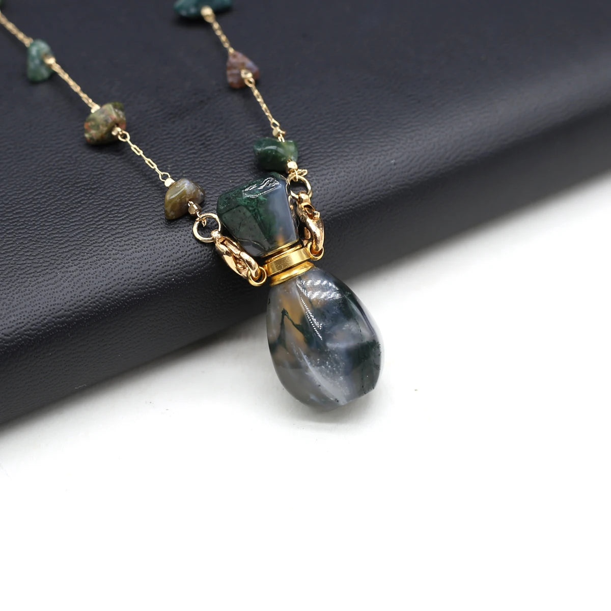 Women Natural Stone Essential Oil Diffuser Necklace