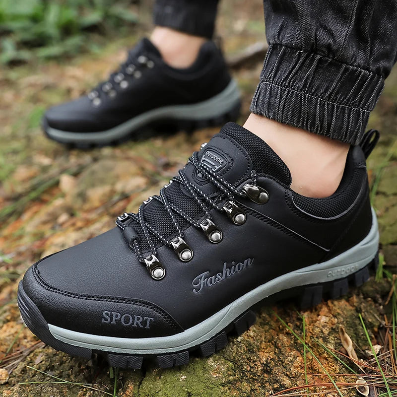 Men's Outdoor Hiking Shoes - Non-Slip Mountain Climbing Sports Shoes